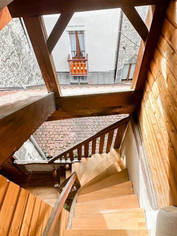 Rainbow, Rue Carnot Apartment Анси Екстериор снимка